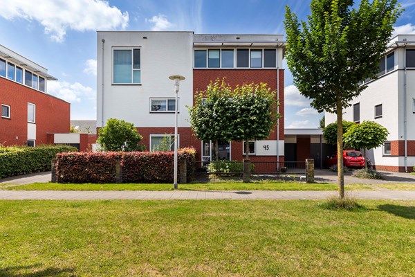 Verkocht onder voorbehoud: Laan Van Zuidbroek 45, 7324 BJ Apeldoorn